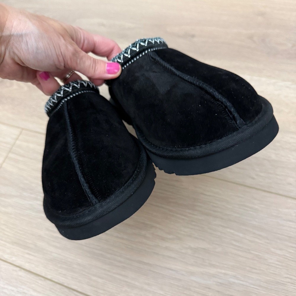 UGG Tasman Black Suede Slippers Embroidered Braid Slip On Shoes US 7 1119102 - Picture 3 of 7